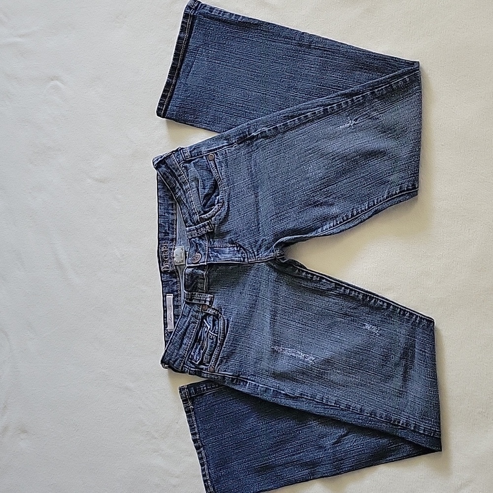 #3 - Women's Decree size 7 Jean's